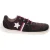 Damestrainers Fare Bare