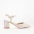 Kayla Pumps met Blokhak