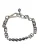 Zilverkleurige ketting met kreeftsluiting en logo armband met grijze parels