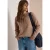 Trui met col en college-details