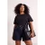 Trendyol Curve Dames Zwart Effen Kort Getailleerd Grote maten Blouses