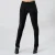 Slanke broek gestructureerd in stretch suede