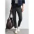 Broek met Mid Waist-taille en Slim Leg-pijpen, met een fijn patroon