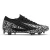 Under Armour Unisex voetbalschoenen voor volwassenen, Elite 3, voor harde ondergrond (Zwart, Wit)