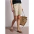 Street One Dames Mid Waist Bermuda in satijnlook in Beige