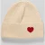 Kurt Beines Gebreide muts met motiefstitching, model ‘Happy Heart’