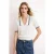 TRENDYOLMİLLA Dames Ecru Colorblock Kort Regular fit Blouses