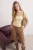 TRENDYOLMİLLA Dames Geel Effen Kort Getailleerd Blouses